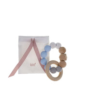 Lade das Bild in den Galerie-Viewer, Beißring / Greifling mit Softbeutel aus Wildleder